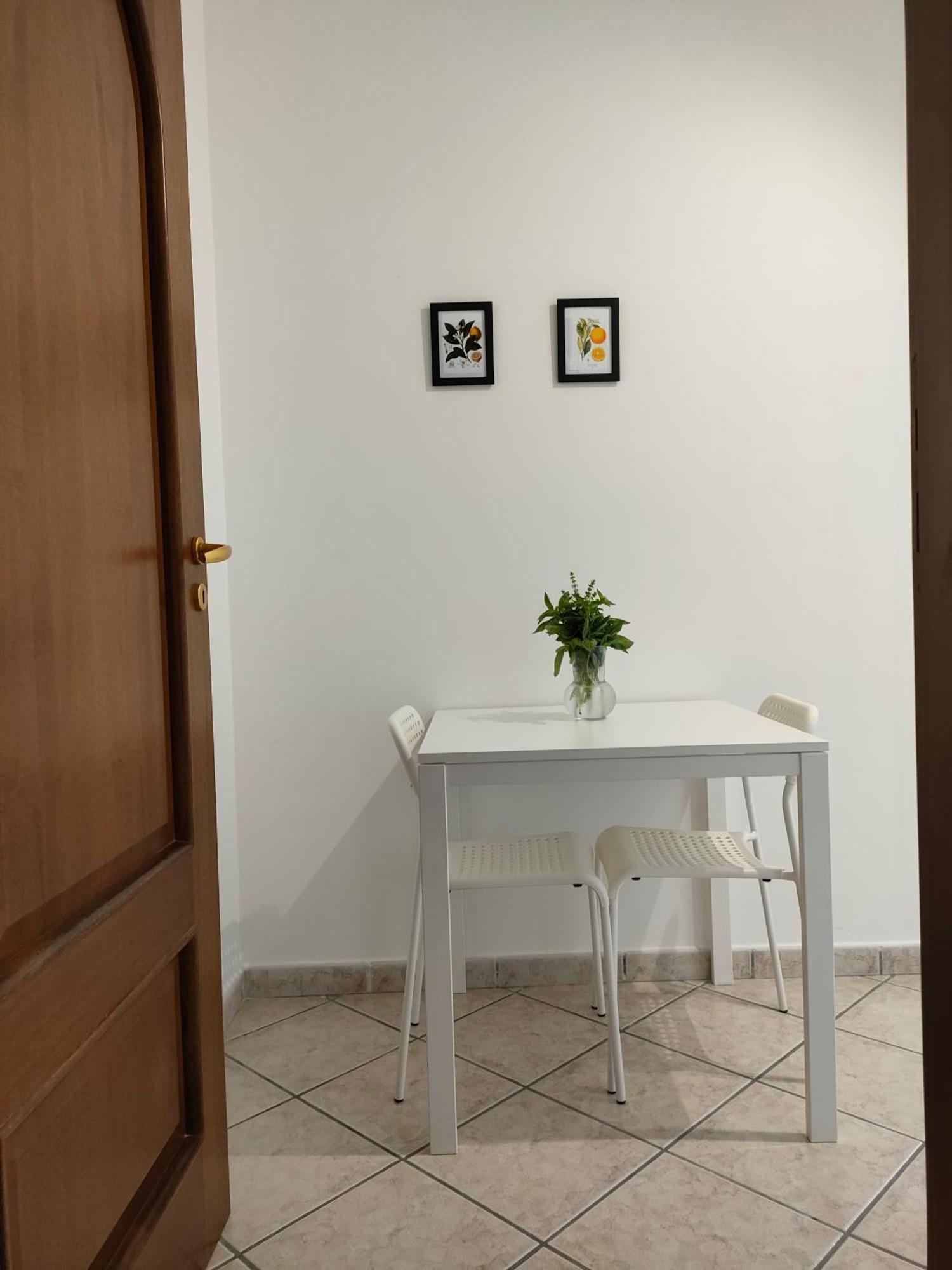 Lilla Housing Apartamento Castellammare di Stabia Exterior foto